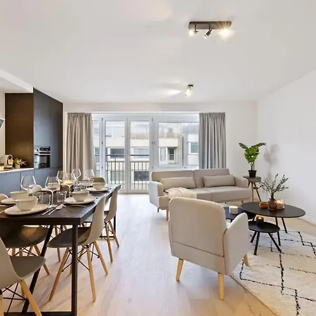 Huswell - Renovated In The Heart Of * Ostende